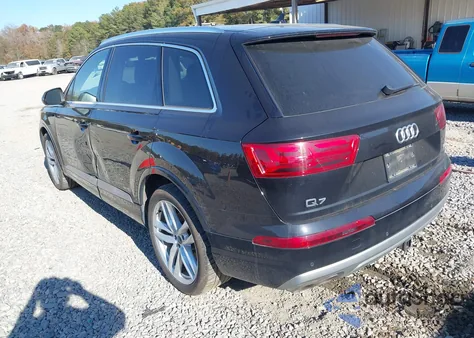 2018 Audi Q7 3.0T Premium z USA, uszkodzony, nr VIN WA1VAAF7XJD008687
